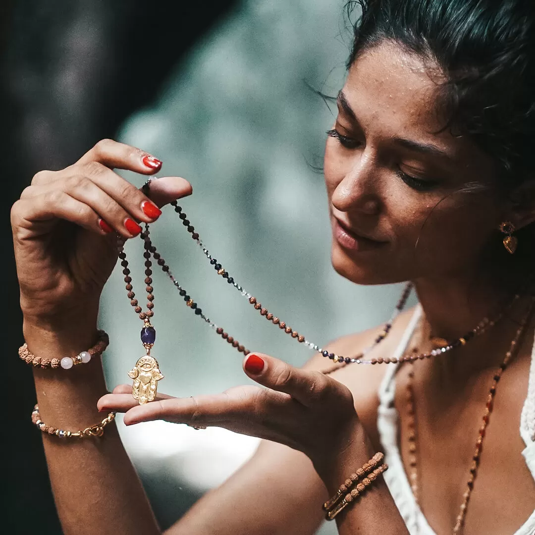 Avani (goldbrass) 8
