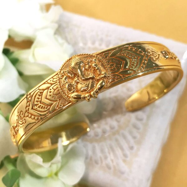Vighnahara Gold 1