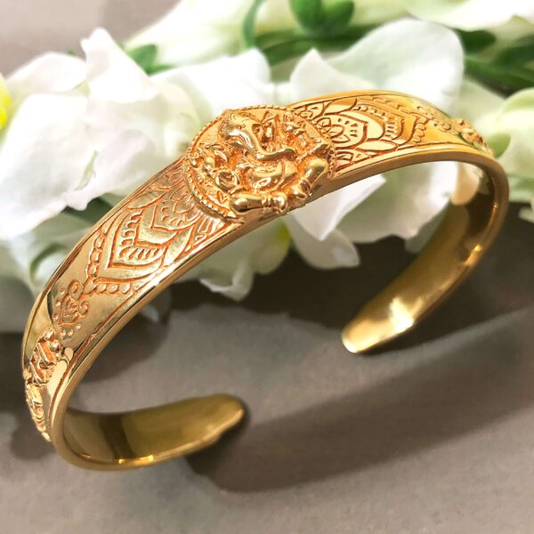 Vighnahara Gold 4